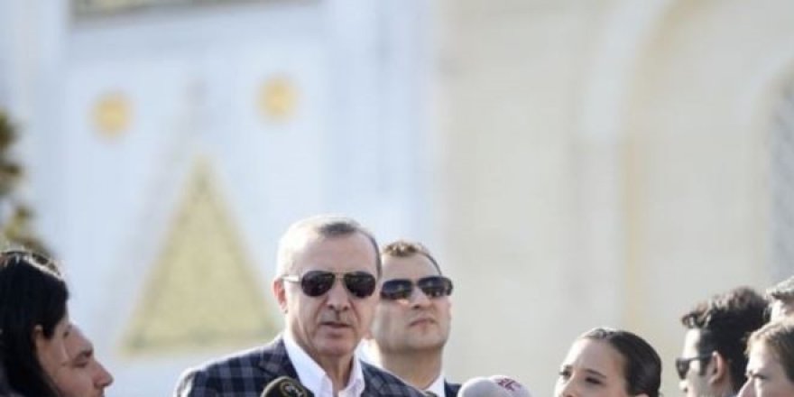 Cumhurbaşkanı kısa süreli rahatsızlık geçirdi