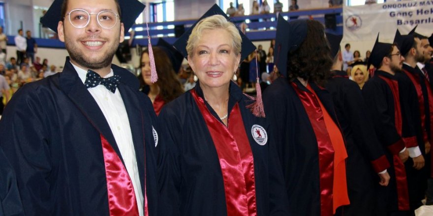 67 yaşında doktor oldu