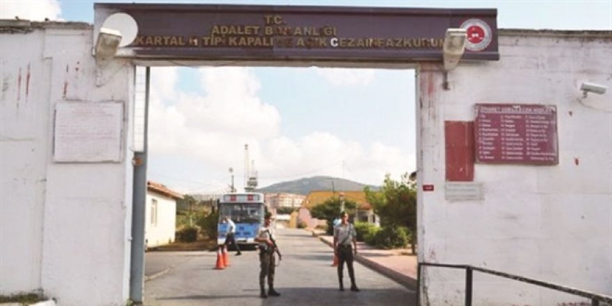 Müdür, FETÖ'cü avukat tutunca, rüşvetten ceza almadı