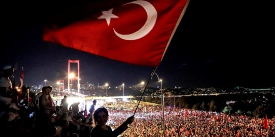15 Temmuz'un yıl dönümünde birlik yürüyüşü