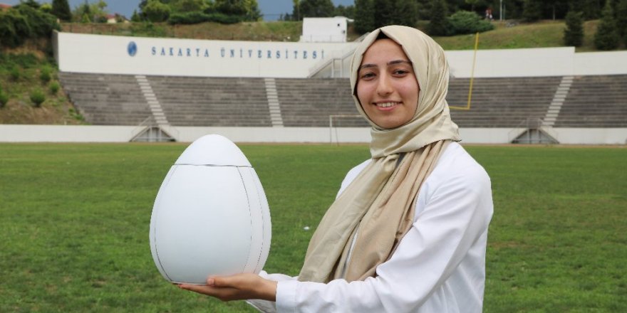 "Uçan Yumurta" görenleri şaşırttı