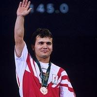 Naim'i komaya sokan neden