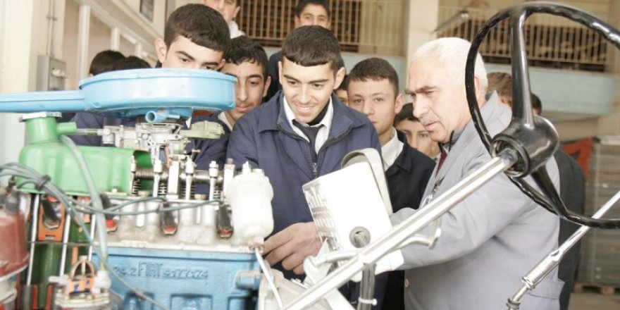 Meslek liselerine "performans karnesi"