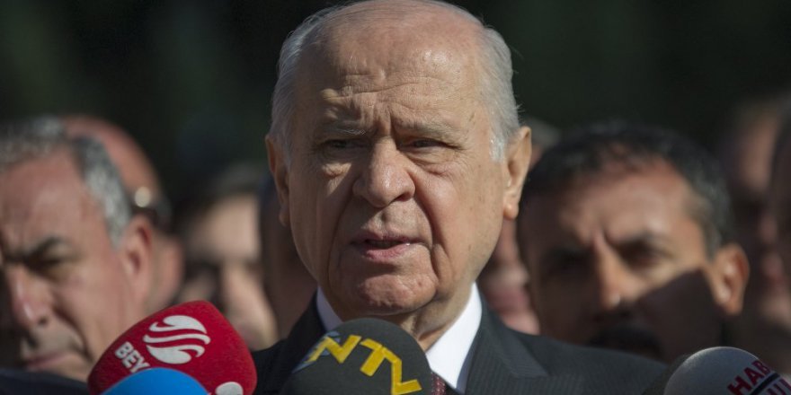 Bahçeli: Kör Niko'nun meyhanesine gidip içsinler