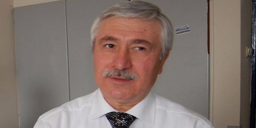 FETÖ'den aranan eski rektörün 'muhabbet muskası'