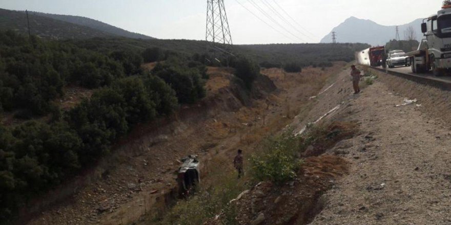 Okul yolunda kaza: 2 ölü