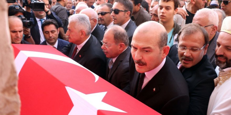 AK Partili vekile veda