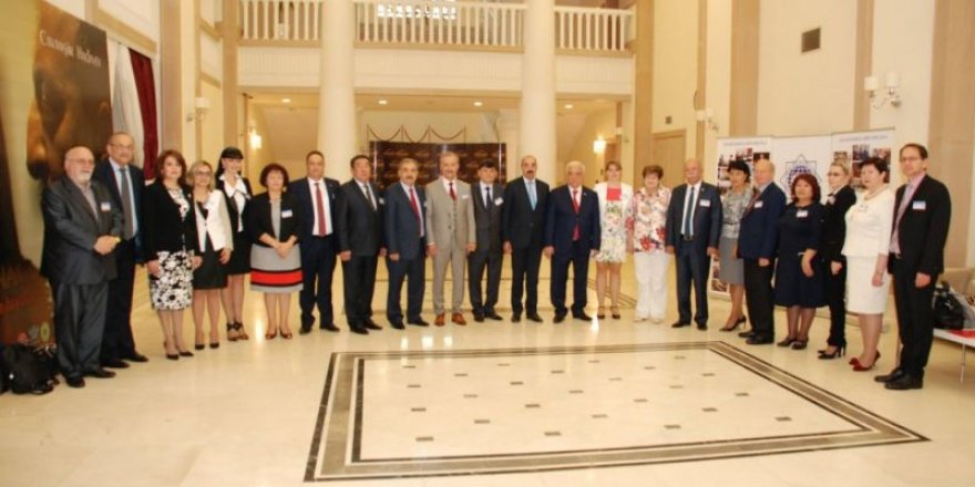 Koncuk:Azerbaycan'da Sendika Genel Kuruluna Katıldı