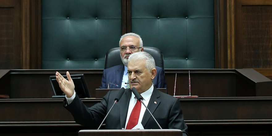 Başbakan Yıldırım: Hata affedilir ama hainlik affedilmez