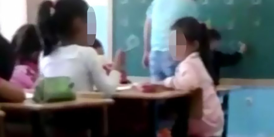 "D" Harfi Dayakçısı Öğretmene Ev Hapsi Cezası