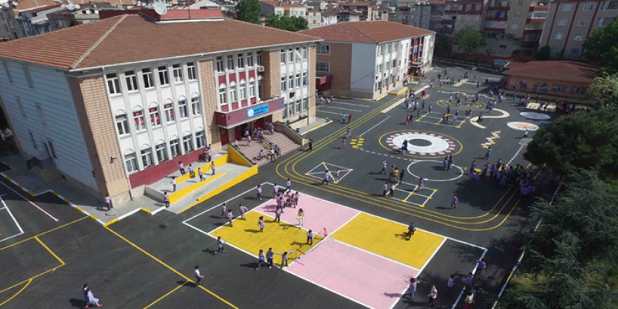 Okul bahçeleri yok ediliyor..