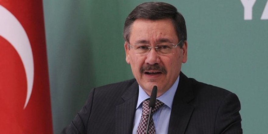 Melih Gökçek'ten dikkat çeken Mehmet Özhaseki paylaşımı!