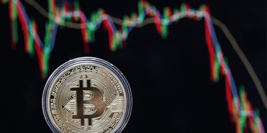 Sanal Para Bitcoin Çılgınlığı: 10 bin doları gördü