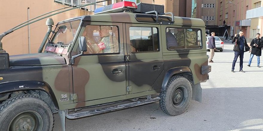 Kediye işkence yapan askerin askerlik süresi uzadı