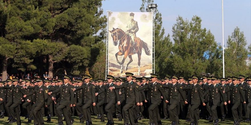 FETÖ'nün Soru Çalma Klasiği: Astsubaylık sınavına girince dejavu oldum