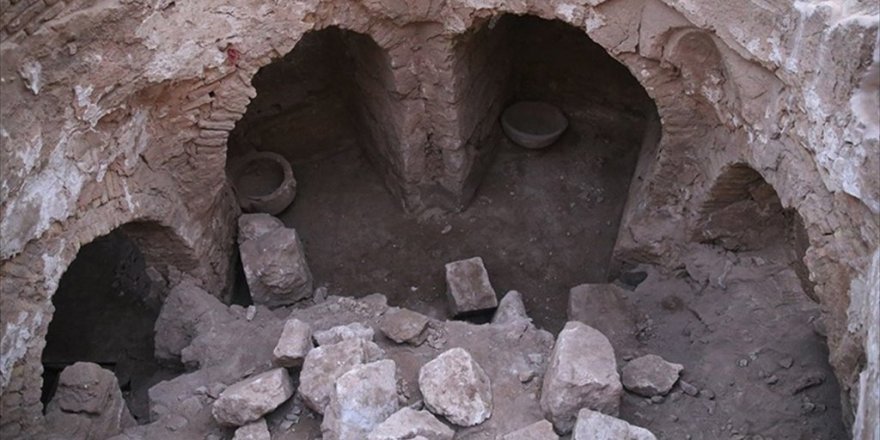 Harran'da 9 asırlık hamam bulundu