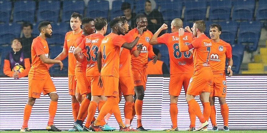 Süper Lig'de ilk devre Medipol Başakşehir'in liderliğiyle sona erdi