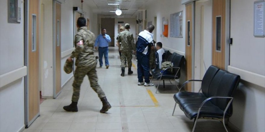 Gaziantep'te kışlada gıda zehirlenmesi şüphesi