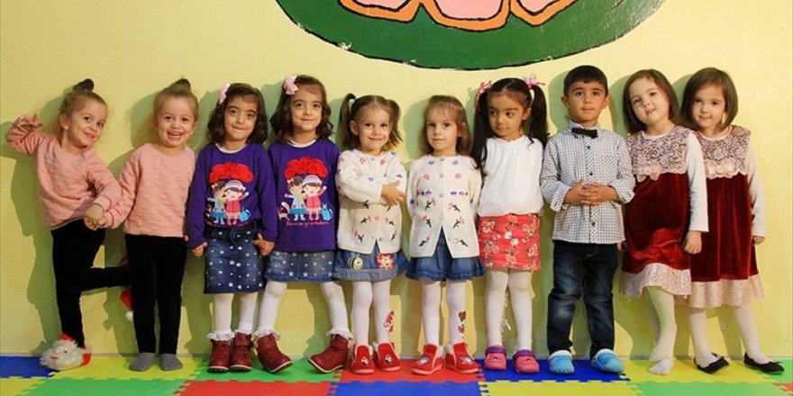 Beş ikiz aynı sınıfta buluştu