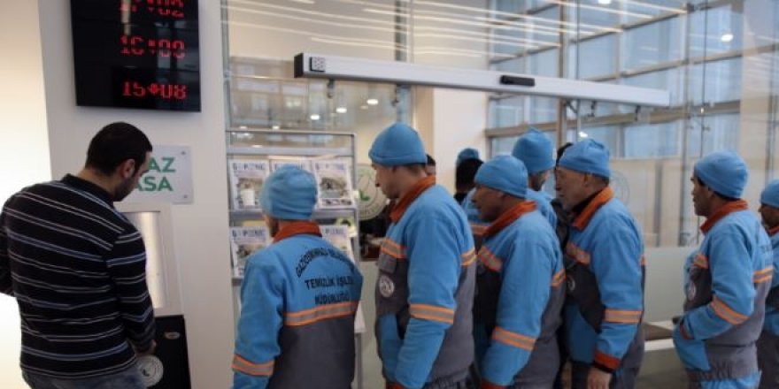 AK Parti'den taşeron işçi üyelere istifa etmeyin çağrısı