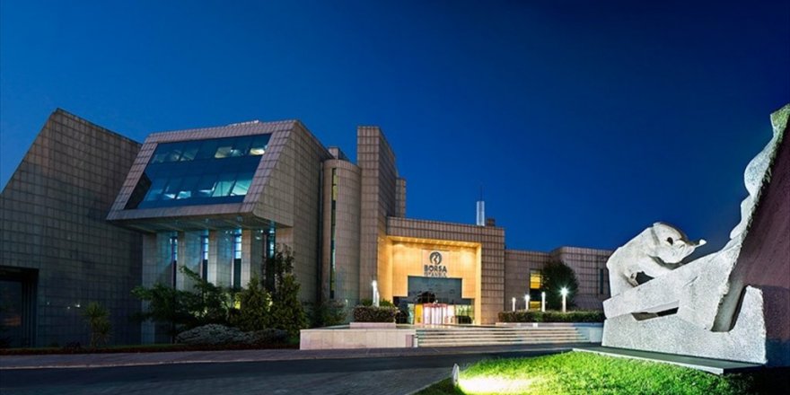 Borsa yılın ilk işlem gününde rekorlara devam etti