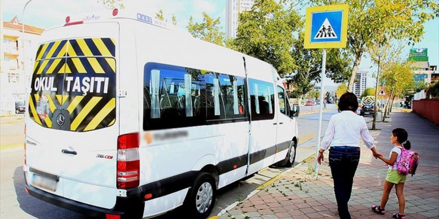 MEB'den okul servis araçlarında '15 dakika kuralı'