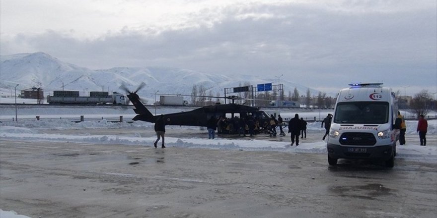 Bitlis'te çığ düştü: 5 şehit, 12 yaralı