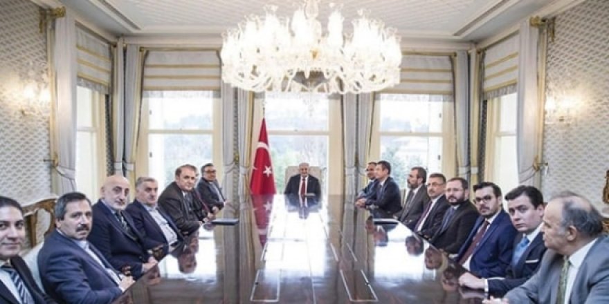 Başbakan: PYD'ye destek verenler hedefimiz olur