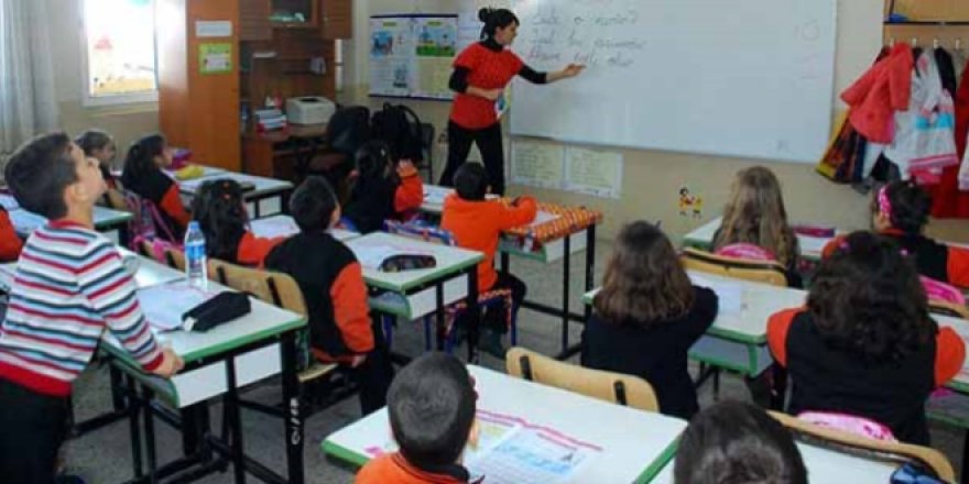 Ek ders karşılığı 5 bin öğretmen istihdam edilecek
