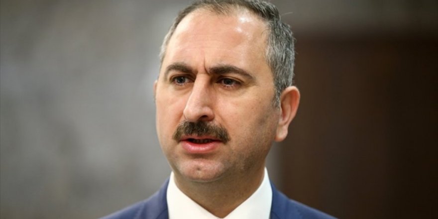 Adalet Bakanı Gül:  Amacımız tasfiye değil, takviye