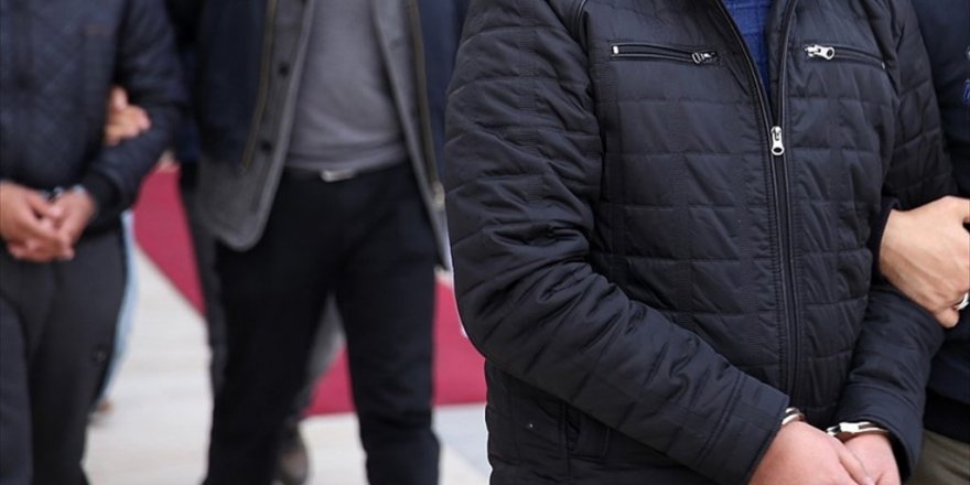 FETÖ okulu çalışanı eski 92 öğretmene gözaltı kararı