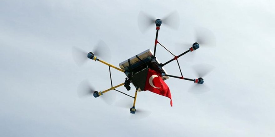 Liseli mucitlerden rüzgar ve güneş enerjili drone