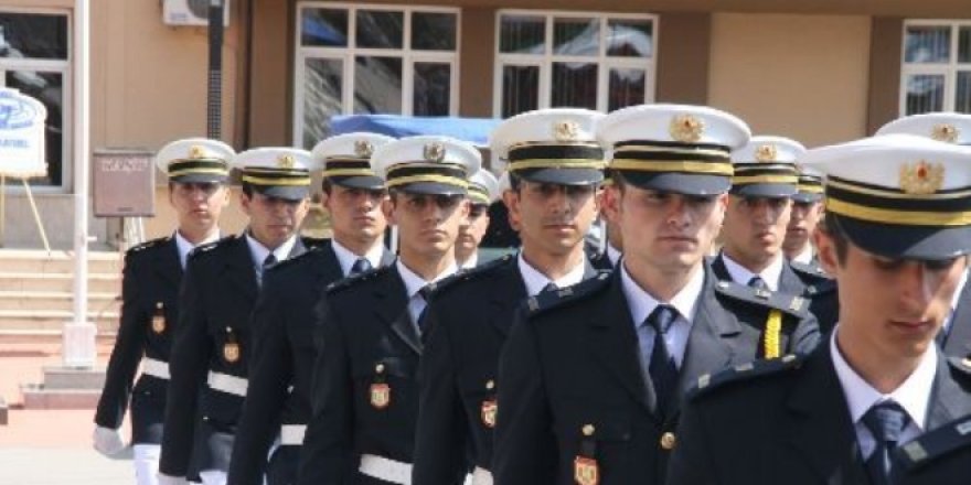 Polis koleji sınavında usülsüzlükten 49 gözaltı