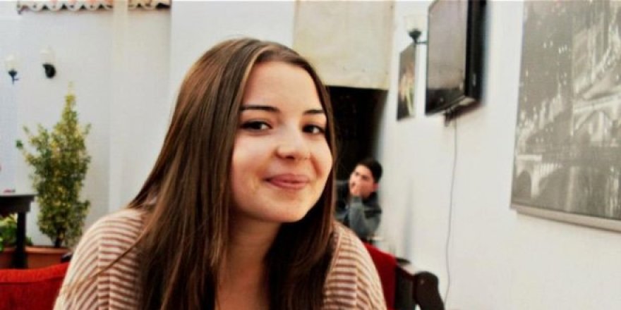 Atanamayan genç öğretmen intihar etti