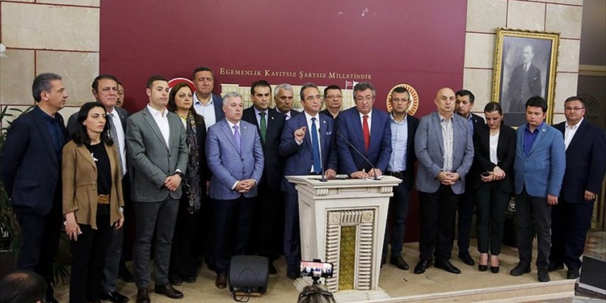 CHP'li 15 milletvekili İYİ Parti'ye katıldı