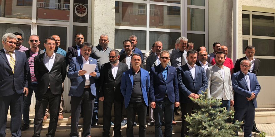 Eğitim-Bir-Sen'den İlçe Müdürüne Protesto!