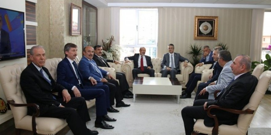 MHP'den Türkiye Kamu-Sen Çıkarması!