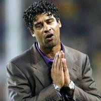 Rijkaard anlaştı mı?
