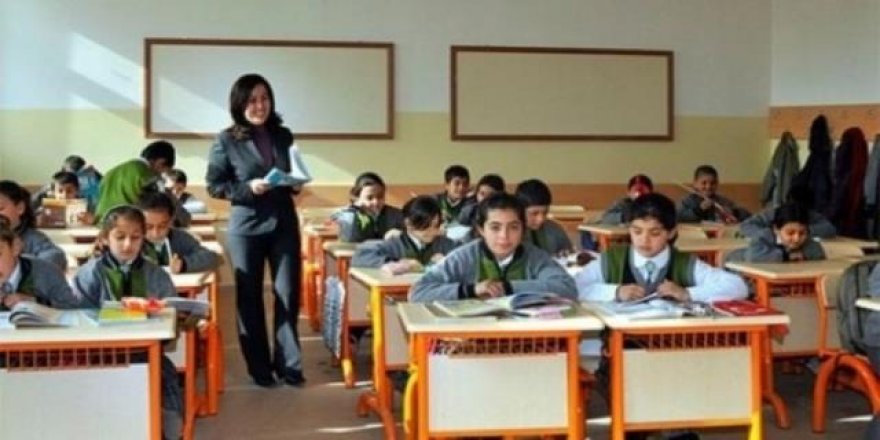Öğretmenler dikkat! İl içi yer değiştirme başvuruları başladı