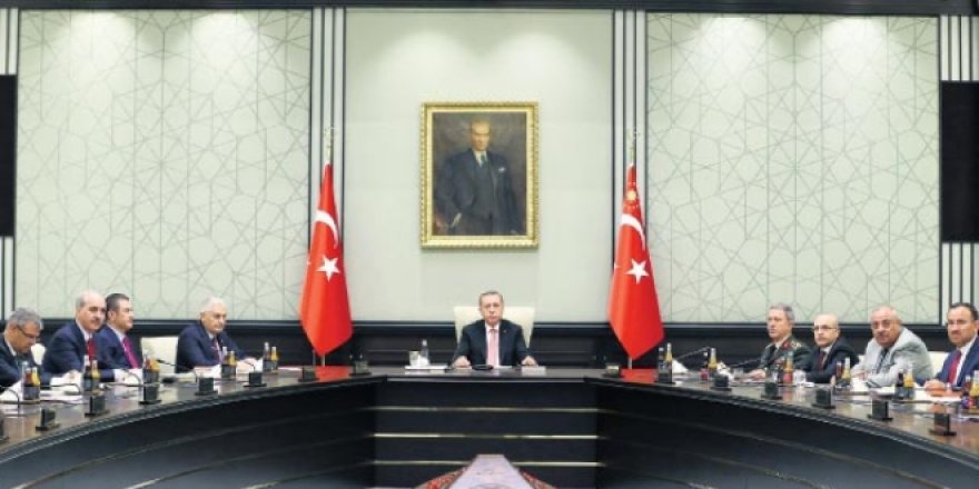 OHAL kalkıyor, KHK'lar kalıyor