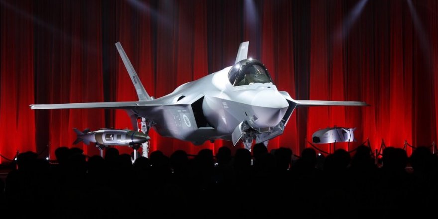 Türkiye ilk F-35'ini teslim aldı