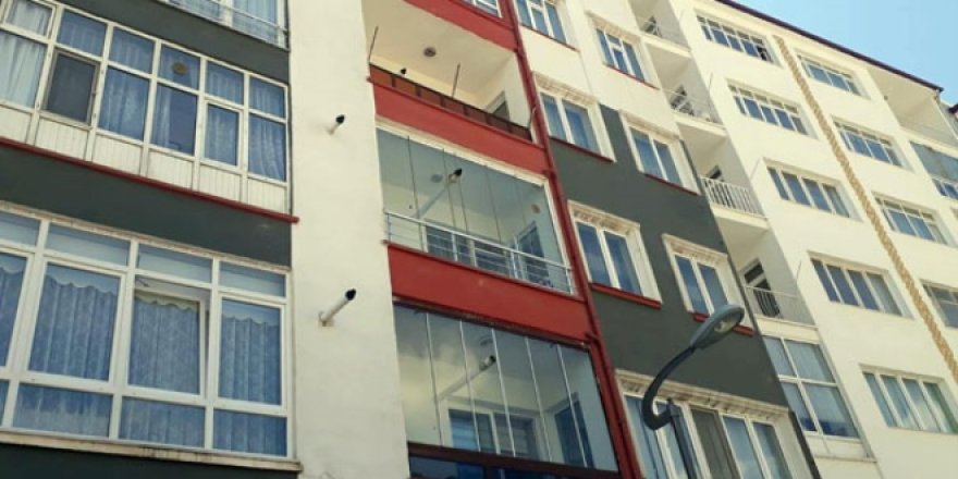 Yozgat'ta, vekil olmanın yolu bu apartmandan geçiyor