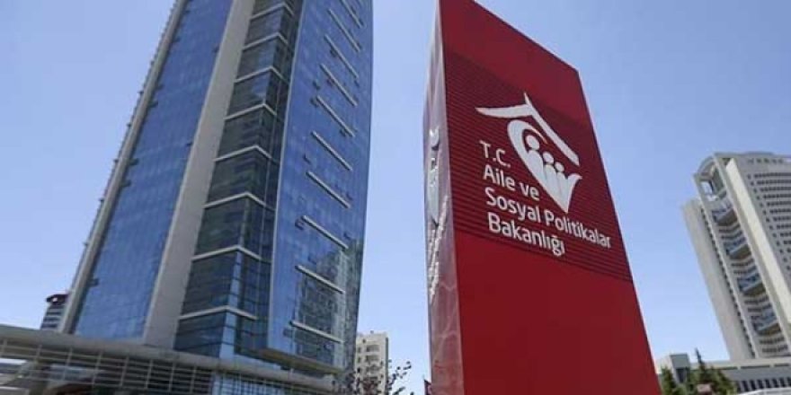 Bakan Selçuk duyurdu: O süre uzatıldı