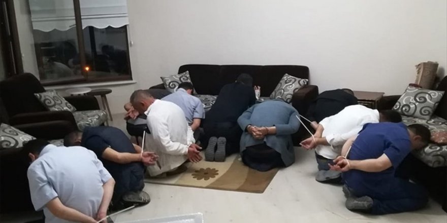 Tahliye olduktan sonra yeniden toplanan FETÖ'cülere operasyon