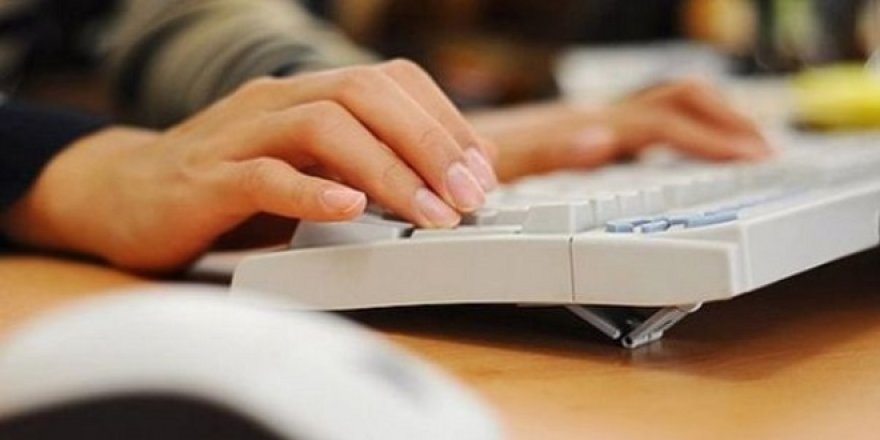 Üniversiteye gidecek öğrenciler 'e-kayıt'ı tercih etti