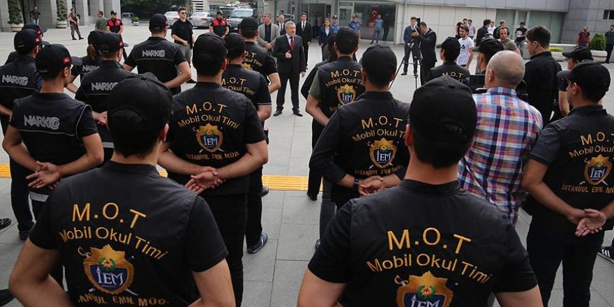 'Mobil Okul Timleri' göreve başladı