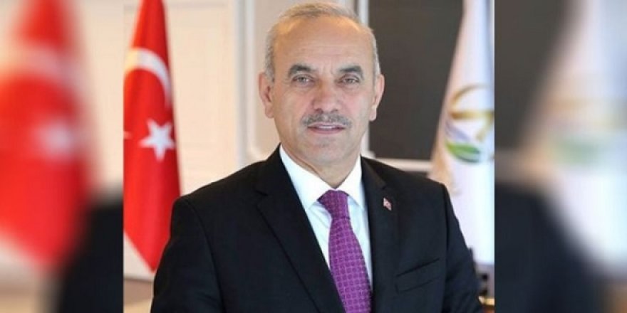 'Tebrik çiçekleri' parası öğrencilere burs oldu