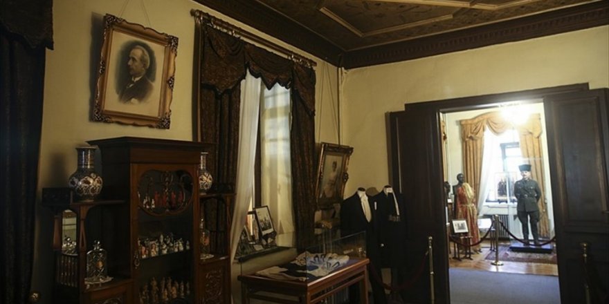 'Cumhuriyet'in İlk On Yılının Hikayesi' Pembe Köşk'te