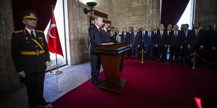 Erdoğan: Türkiye'nin 95 yılda elde ettiği başarıların bir sembolüdür