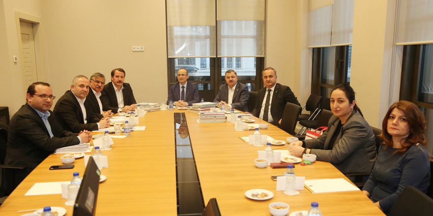 EBS, Öğretmenlik Meslek Kanunu Teklifini Cumhurbaşkanlığı'na Sundu